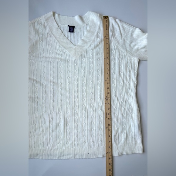 Vintage Basic Editions Soft Ivory Deep V-Neck Cable Knit Sweater Women’s Size 3X - Picture 5 of 5